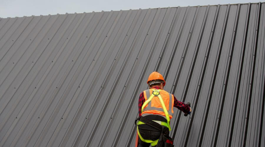Professional metal roof installation services in Buford, WY